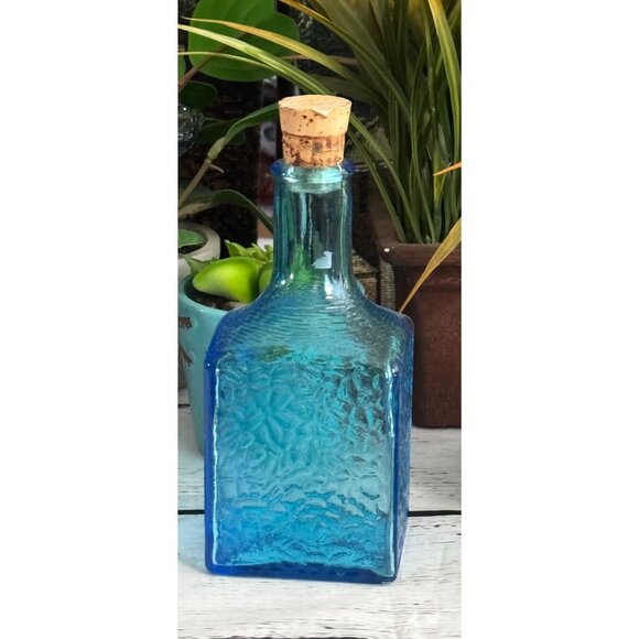 Teal Blue Textured Square Bottle With Cork Stopper - Picture 7 of 8